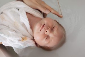 Thérapeutique Bain Bébé - Bain de Sonia à Saint Avertin - Bien Naître et Parentalité