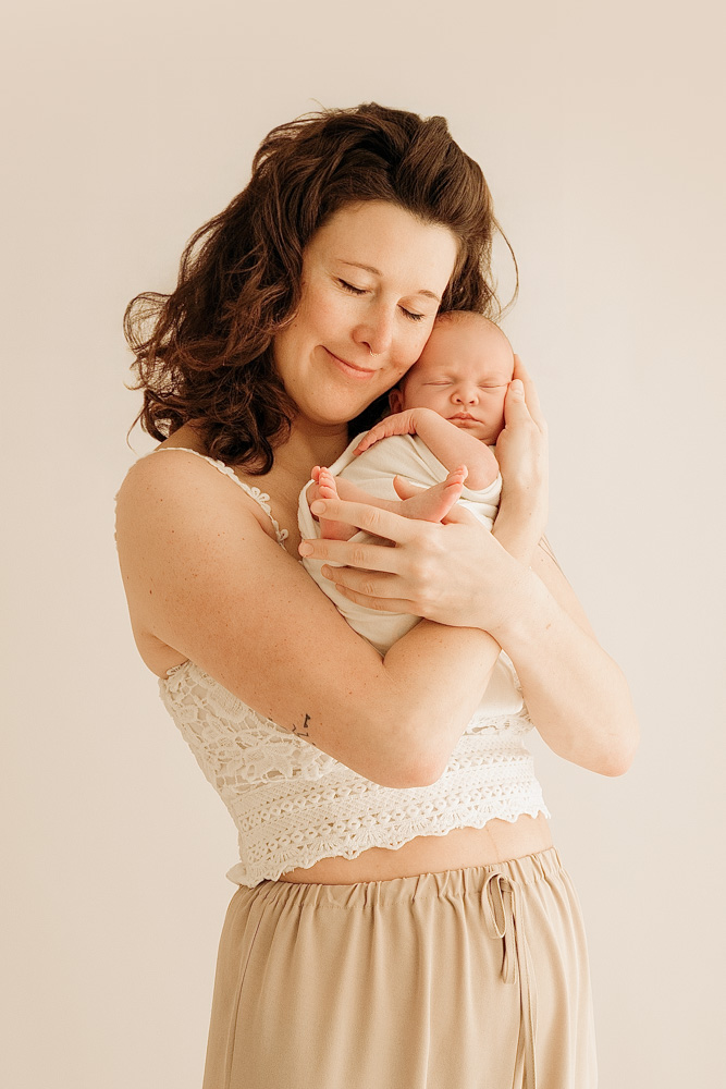 seance photo bébé avec maman à Tours